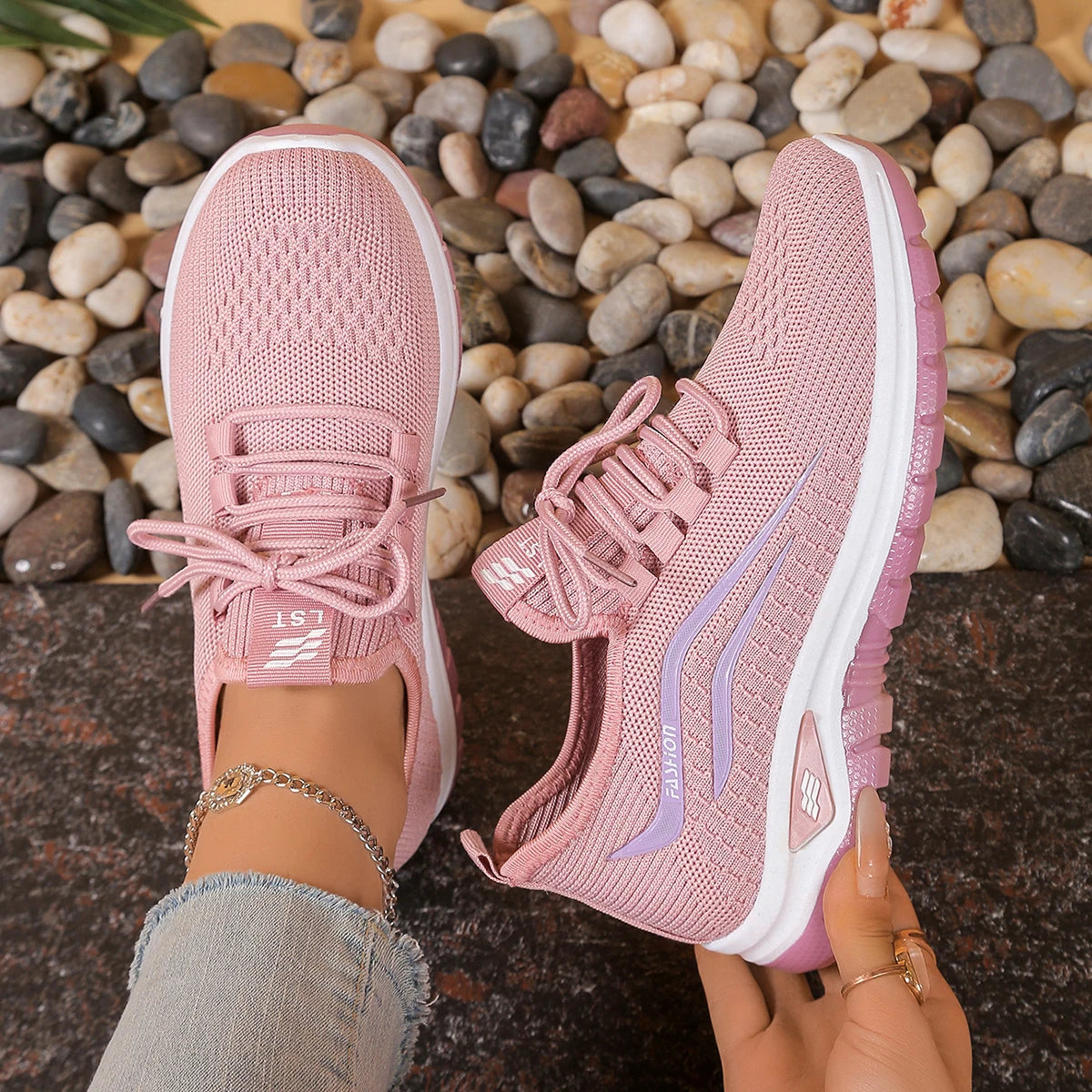 Sapatos femininos, solas macias, pés não cansados, tênis de verão, sapatos plataforma, tecelagem voadora, tênis femininos respiráveis