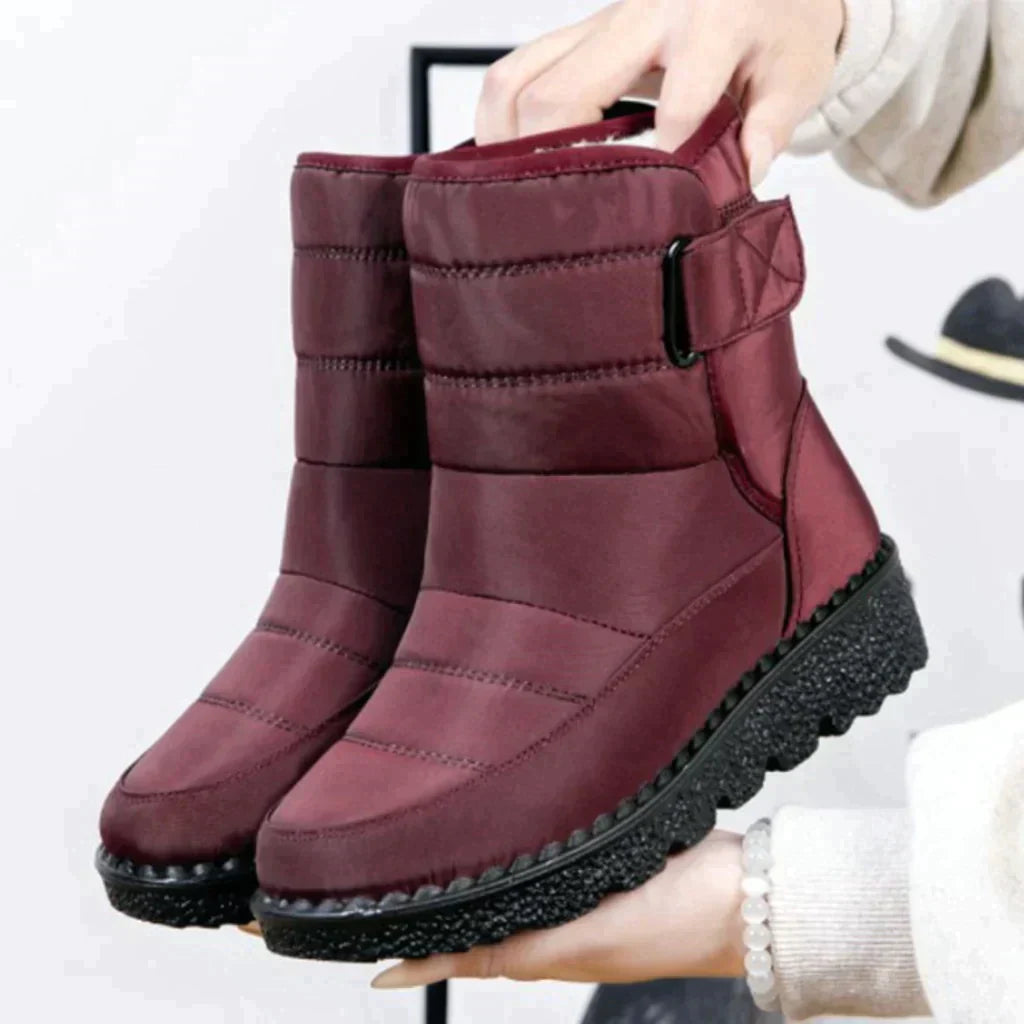 Bota Impermeável Mid - Proteção Total Contra o Frio e a Chuva!