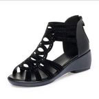 2024 verão novas sandálias romanas de couro macio feminino sola macia outwear sapatos de cunha moda casual designer sapato senhoras