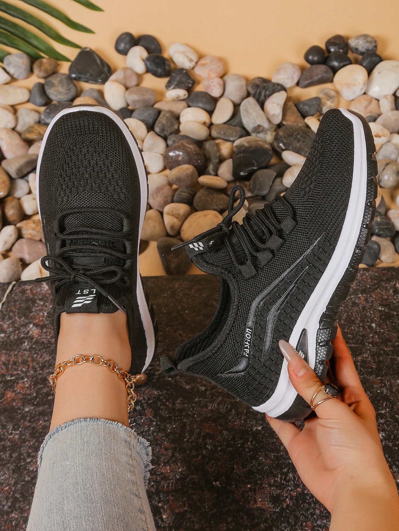 Sapatos femininos, solas macias, pés não cansados, tênis de verão, sapatos plataforma, tecelagem voadora, tênis femininos respiráveis