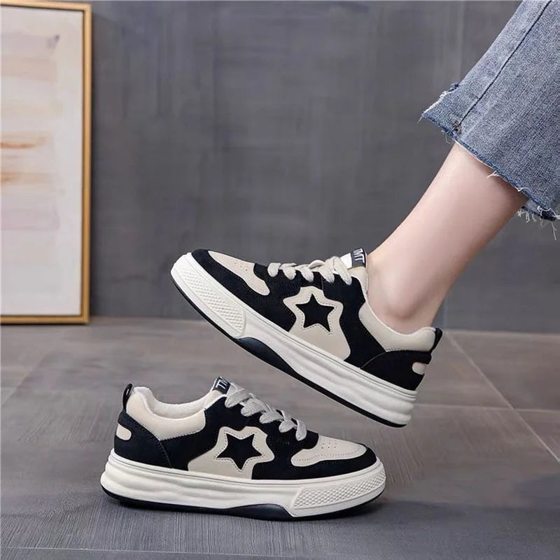 Mocassins esportivos casuais estrelas para mulheres, sapatos esportivos volumosos, fundo macio com conforto ao ar livre, sapatos antiderrapantes, moda