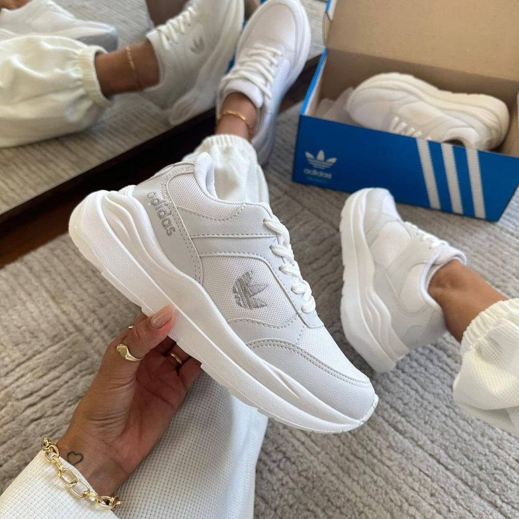 Tênis Lunna Fit Prime – Leveza e Estilo Para o Seu Dia a Dia