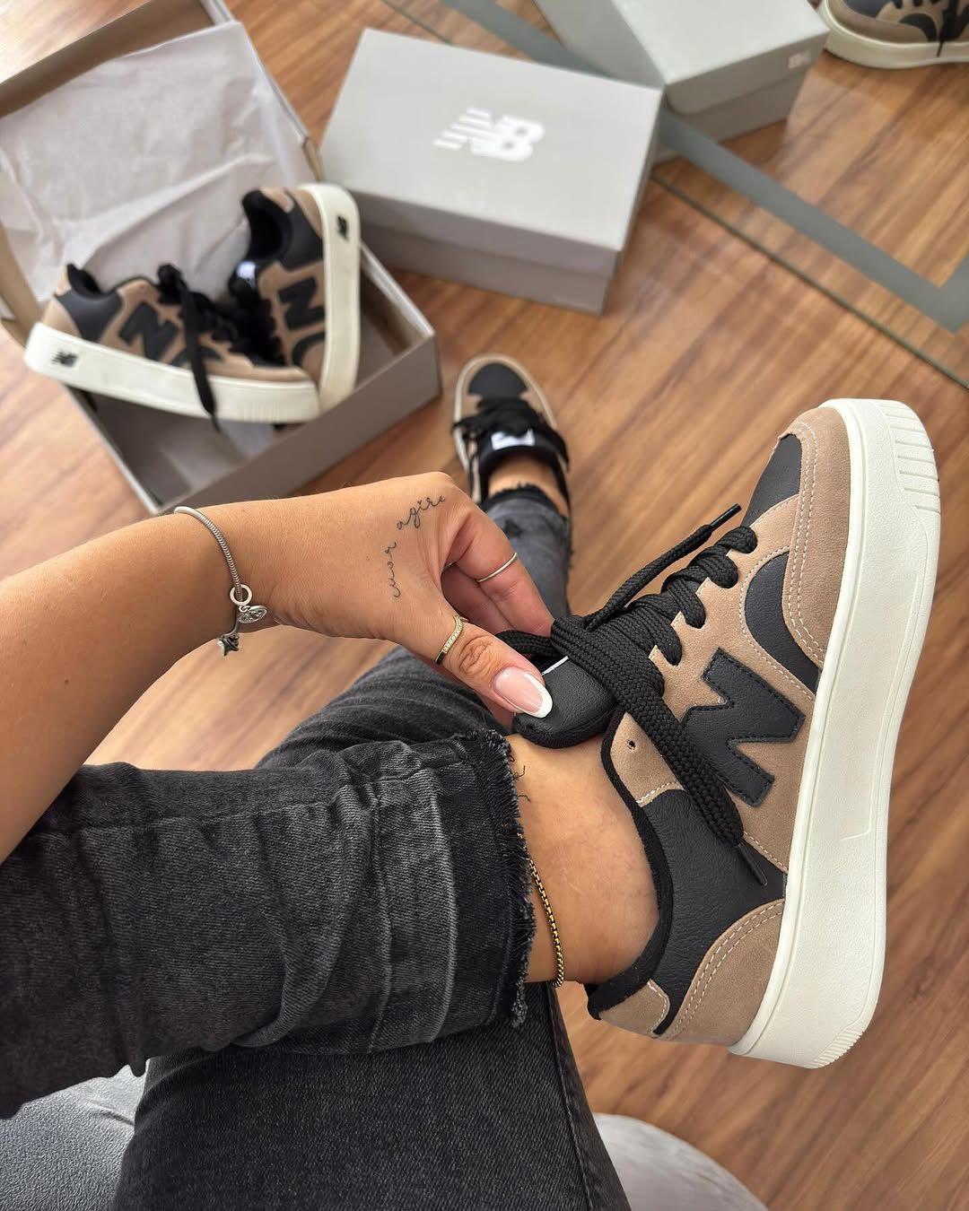 Compre 1 Leve 2 – Tênis Luna Prime – Charme e Leveza Para o Seu Dia